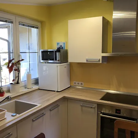 Perfect Apartma - - Free Parking! *