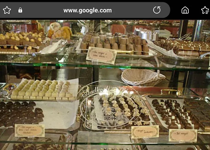 Perfect Apartma - - Free Parking! *