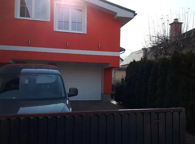 Perfect Apartma - - Free Parking!